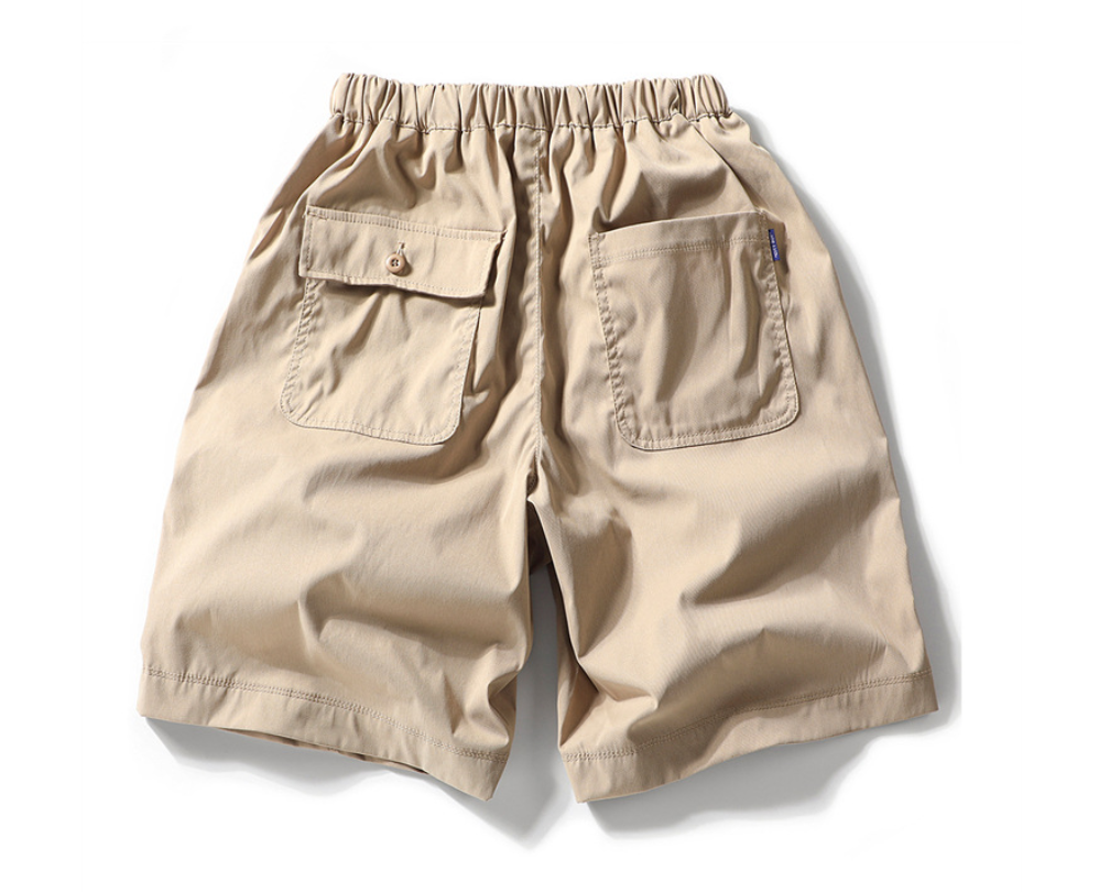 Fashion sports loose shorts